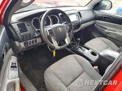 Zdjęcie 8 z 12 samochodu: 2014 TOYOTA TACOMA BASE VIN:5TFTX4CN0EX044778 - miniatura