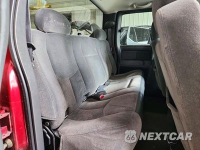 Zdjęcie 10 z 13 samochodu: 2005 CHEVROLET SILVERADO C1500 VIN:1GCEC19T45Z327522 - miniatura