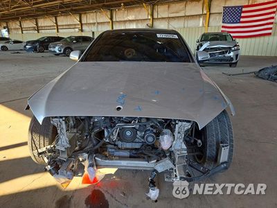Piąte zdjęcie samochodu w środku: 2016 MERCEDES-BENZ C 300 4MATIC VIN:55SWF4KB4GU136897 - miniatura