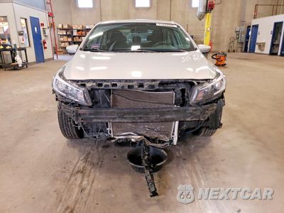 Piąte zdjęcie samochodu w środku: 2017 KIA FORTE LX VIN:3KPFK4A78HE031278 - miniatura