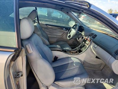 Zdjęcie 10 z 12 samochodu: 2003 MERCEDES-BENZ CLK 320 VIN:WDBLK65G33T140951 - miniatura