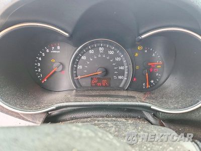 Zdjęcie 9 z 13 samochodu: 2014 KIA SORENTO LX VIN:5XYKT3A67EG425706 - miniatura