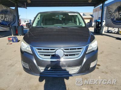 Piąte zdjęcie samochodu w środku: 2012 VOLKSWAGEN ROUTAN S VIN:2C4RVAAG9CR182107 - miniatura