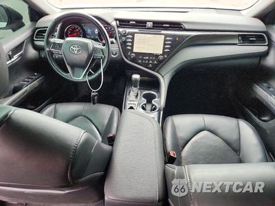 Zdjęcie 8 z 12 samochodu: 2020 TOYOTA CAMRY XSE VIN:4T1K61AK4LU381356 - miniatura