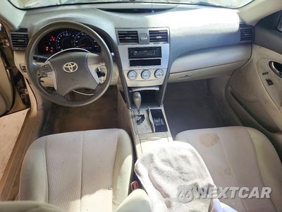 Zdjęcie 8 z 12 samochodu: 2011 TOYOTA CAMRY LE VIN:4T1BF3EK6BU167456 - miniatura