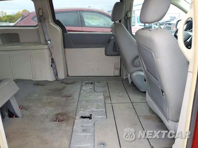 Zdjęcie 11 z 13 samochodu: 2008 CHRYSLER TOWN & COUNTRY LX VIN:2A8HR44H88R799634 - miniatura