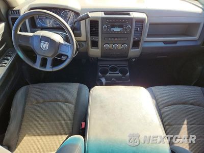 Zdjęcie 8 z 12 samochodu: 2009 DODGE RAM 1500 VIN:1D3HB13P99J526606 - miniatura
