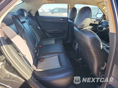 Zdjęcie 10 z 12 samochodu: 2008 CHRYSLER 300 LX VIN:2C3KA43R18H123275 - miniatura