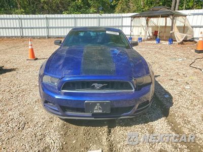 Piąte zdjęcie samochodu w środku: 2014 FORD MUSTANG VIN:1ZVBP8AM7E5273920 - miniatura