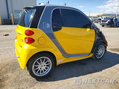 Trzecie zdjęcie samochodu z tyłu: 2014 SMART FORTWO VIN:WMEEJ9AA7EK732928 - miniatura