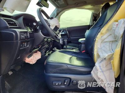 Zdjęcie 7 z 13 samochodu: 2020 TOYOTA 4RUNNER NIGHTSHADE EDITION VIN:JTEBU5JR3L5819949 - miniatura