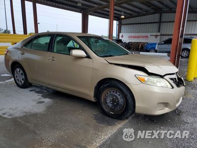 Czwarte zdjęcie samochodu z boku: 2010 TOYOTA CAMRY LE VIN:4T1BF3EK7AU018553 - miniatura