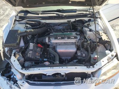 Zdjęcie 11 z 12 samochodu: 2000 HONDA ACCORD LX VIN:JHMCG665XYC034972 - miniatura