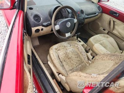 Zdjęcie 8 z 12 samochodu: 2006 VOLKSWAGEN NEW BEETLE CONVERTIBLE VIN:3VWPF31Y46M311890 - miniatura