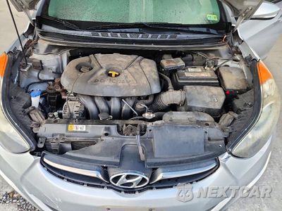 Zdjęcie 11 z 12 samochodu: 2013 HYUNDAI ELANTRA LIMITED VIN:5NPDH4AEXDH425987 - miniatura