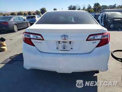 Zdjęcie 6 z 12 samochodu: 2014 TOYOTA CAMRY SE VIN:4T1BF1FK2EU772033 - miniatura