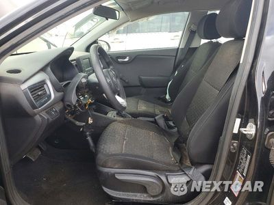Zdjęcie 7 z 12 samochodu: 2018 KIA RIO LX VIN:3KPA24AB1JE046788 - miniatura