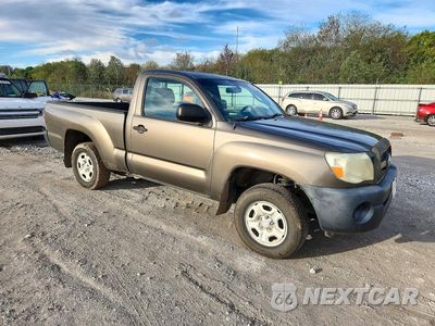 Czwarte zdjęcie samochodu z boku: 2011 TOYOTA TACOMA BASE VIN:5TFNX4CN2BX004836 - miniatura