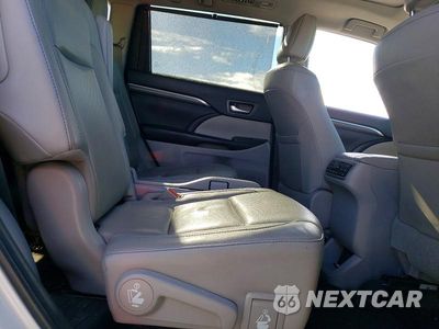 Zdjęcie 11 z 14 samochodu: 2019 TOYOTA HIGHLANDER LIMITED PLATINUM VIN:5TDDZRFH6KS950114 - miniatura