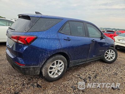 Trzecie zdjęcie samochodu z tyłu: 2022 CHEVROLET EQUINOX LS VIN:2GNAXFEV4N6123992 - miniatura