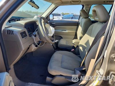 Zdjęcie 7 z 13 samochodu: 2008 JEEP PATRIOT SPORT VIN:1J8FT28W38D716961 - miniatura