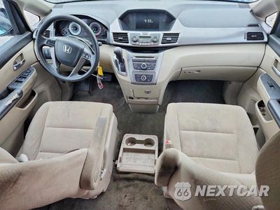 Zdjęcie 8 z 14 samochodu: 2014 HONDA ODYSSEY LX VIN:5FNRL5H26EB058558 - miniatura