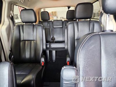 Zdjęcie 10 z 13 samochodu: 2015 CHRYSLER TOWN & COUNTRY TOURING L VIN:2C4RC1CG1FR655814 - miniatura