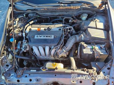 Zdjęcie 11 z 12 samochodu: 2007 HONDA ACCORD EX VIN:1HGCM56767A112858 - miniatura