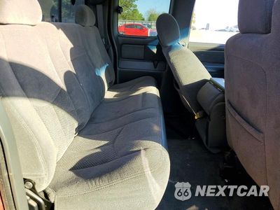 Zdjęcie 10 z 13 samochodu: 2005 CHEVROLET SILVERADO C1500 VIN:1GCEC19Z15Z268742 - miniatura