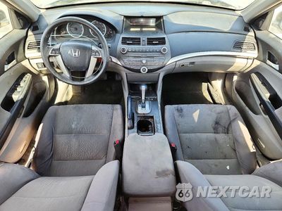 Zdjęcie 8 z 12 samochodu: 2012 HONDA ACCORD LX VIN:1HGCP2F31CA077711 - miniatura