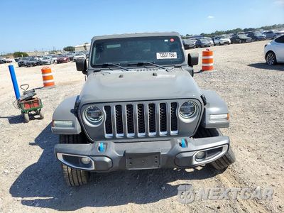 Piąte zdjęcie samochodu w środku: 2022 JEEP WRANGLER UNLIMITED SAHARA 4XE VIN:1C4JJXP62NW198427 - miniatura