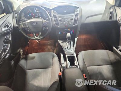 Zdjęcie 8 z 12 samochodu: 2018 FORD FOCUS SE VIN:1FADP3F28JL230091 - miniatura