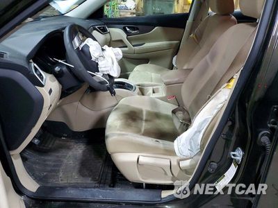 Zdjęcie 7 z 13 samochodu: 2016 NISSAN ROGUE S VIN:KNMAT2MV6GP736102 - miniatura
