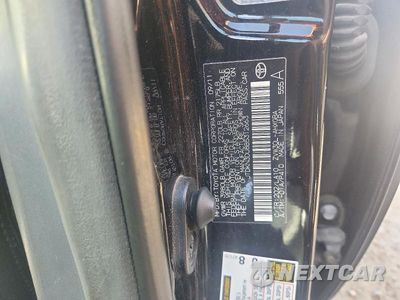Zdjęcie 13 z 13 samochodu: 2011 TOYOTA PRIUS FOUR VIN:JTDKN3DU8B5312663 - miniatura