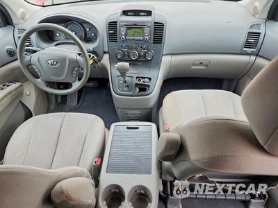 Zdjęcie 8 z 13 samochodu: 2014 KIA SEDONA LX VIN:KNDMG4C70E6542619 - miniatura
