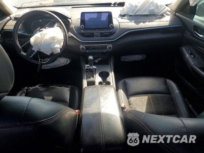 Zdjęcie 8 z 12 samochodu: 2021 NISSAN ALTIMA SR VIN:1N4BL4CV9MN305820 - miniatura