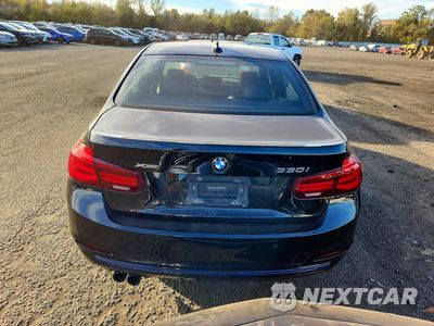 Zdjęcie 6 z 12 samochodu: 2018 BMW 330 XI VIN:WBA8D9G55JNU67364 - miniatura