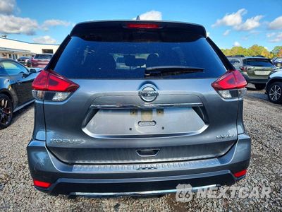 Zdjęcie 6 z 13 samochodu: 2018 NISSAN ROGUE SV VIN:JN8AT2MV5JW301881 - miniatura