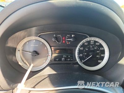 Zdjęcie 9 z 13 samochodu: 2014 NISSAN SENTRA SV VIN:3N1AB7AP4EY254457 - miniatura