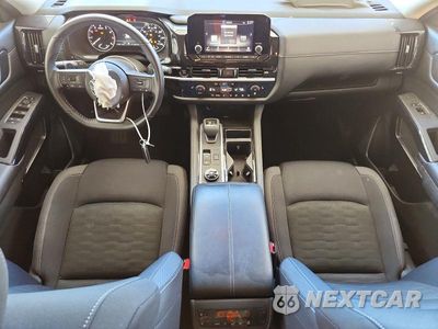 Zdjęcie 8 z 13 samochodu: 2025 NISSAN PATHFINDER SV VIN:5N1DR3BC2SC234556 - miniatura