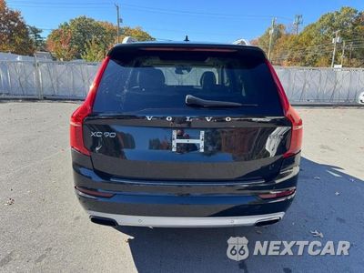 Piąte zdjęcie samochodu w środku: 2016 VOLVO XC90 T6 VIN:YV4A22PK1G1051154 - miniatura