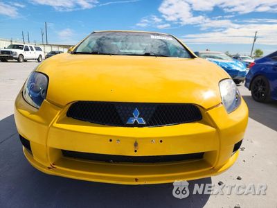 Piąte zdjęcie samochodu w środku: 2009 MITSUBISHI ECLIPSE GS VIN:4A3AK24F19E021610 - miniatura