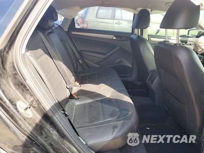 Zdjęcie 10 z 12 samochodu: 2015 VOLKSWAGEN PASSAT SE VIN:1VWBV7A35FC012483 - miniatura