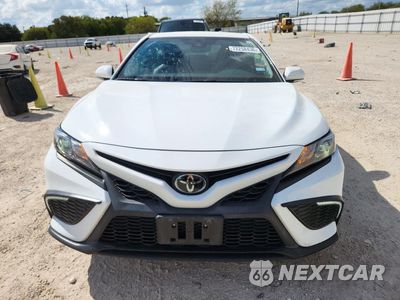 Piąte zdjęcie samochodu w środku: 2023 TOYOTA CAMRY SE VIN:4T1G11AK7PU776528 - miniatura