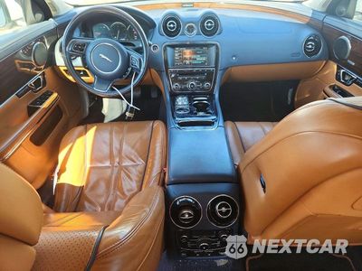 Zdjęcie 8 z 12 samochodu: 2015 JAGUAR XJL PORTFOLIO VIN:SAJWJ2GD8F8V75339 - miniatura