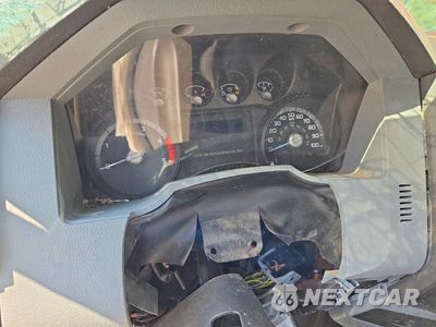 Zdjęcie 9 z 12 samochodu: 2015 FORD F350 SUPER DUTY VIN:1FTRF3BT9FEA39843 - miniatura
