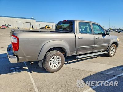 Trzecie zdjęcie samochodu z tyłu: 2006 TOYOTA TUNDRA DOUBLE CAB SR5 VIN:5TBET34116S546922 - miniatura