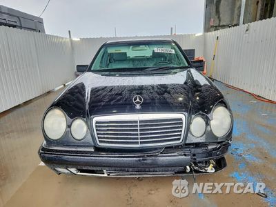 Piąte zdjęcie samochodu w środku: 1999 MERCEDES-BENZ E 320 VIN:WDBJF65H9XA754022 - miniatura