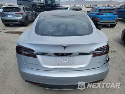 Zdjęcie 6 z 12 samochodu: 2014 TESLA MODEL S VIN:5YJSA1H17EFP49931 - miniatura