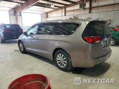 Drugie zdjęcie samochodu z przodu: 2018 CHRYSLER PACIFICA TOURING PLUS VIN:2C4RC1FG2JR261906 - miniatura